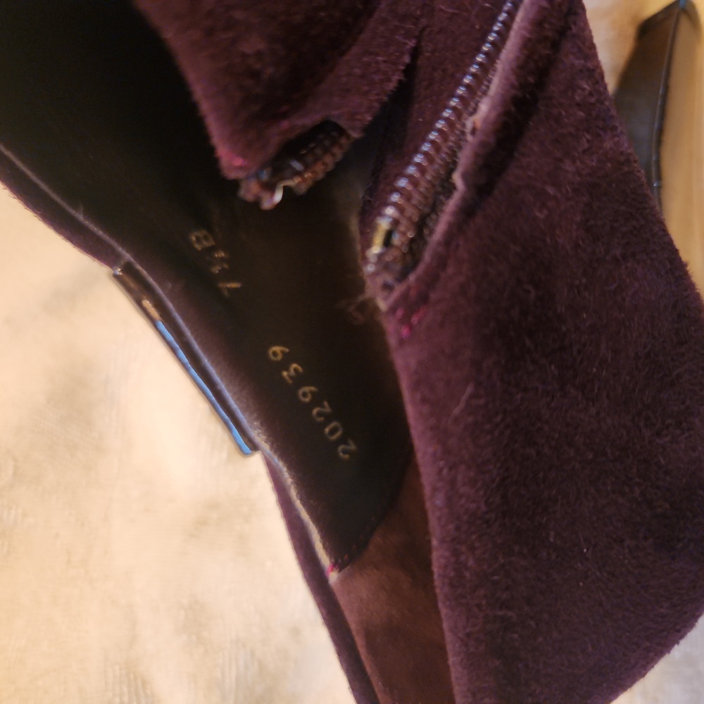 Gucci/Elegant Women's Suede Ankle Boots in Rich Brown - Picture 7 of 13